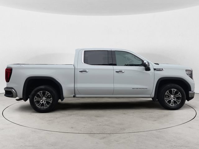 Used 2025 GMC Sierra 1500 SLT AWD/4WD image 4