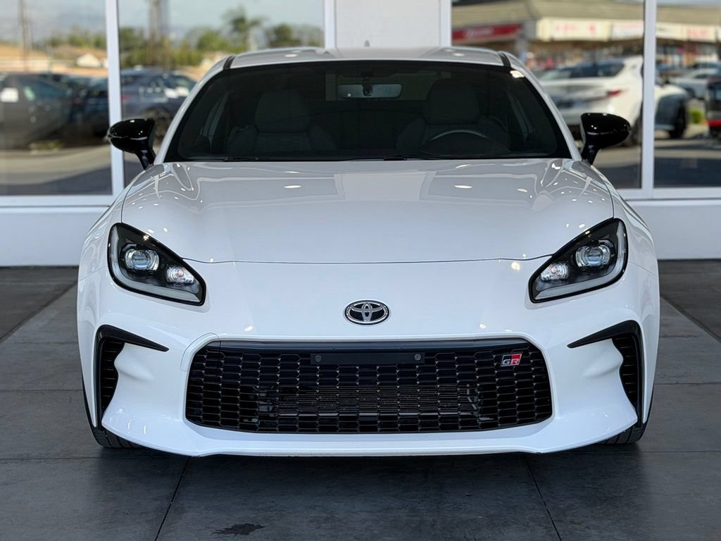 Certified 2023 Toyota GR86 w/ ALL Weather Mat Package (TMS) RWD image 5
