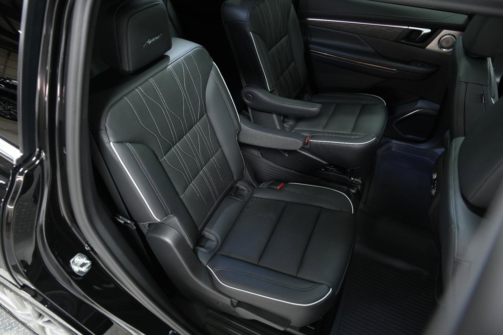 New 2026 Buick Enclave Avenir w/ Super Cruise Package image 15