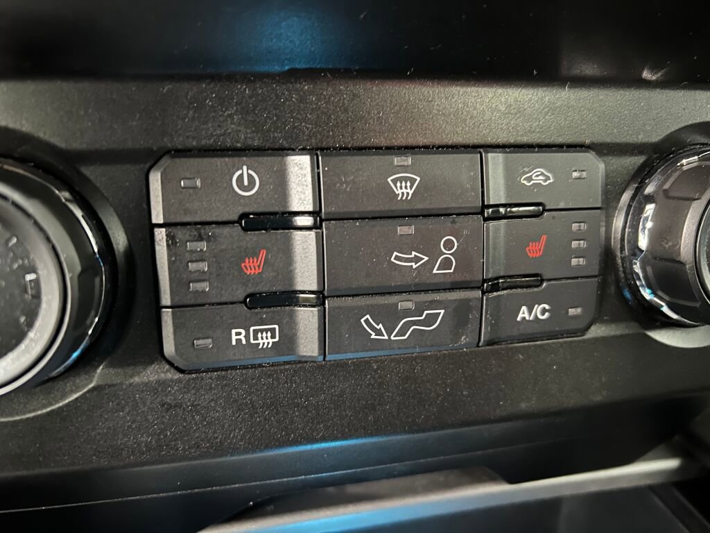 Used 2020 Ford F150 XLT w/ Equipment Group 302A Luxury image 15