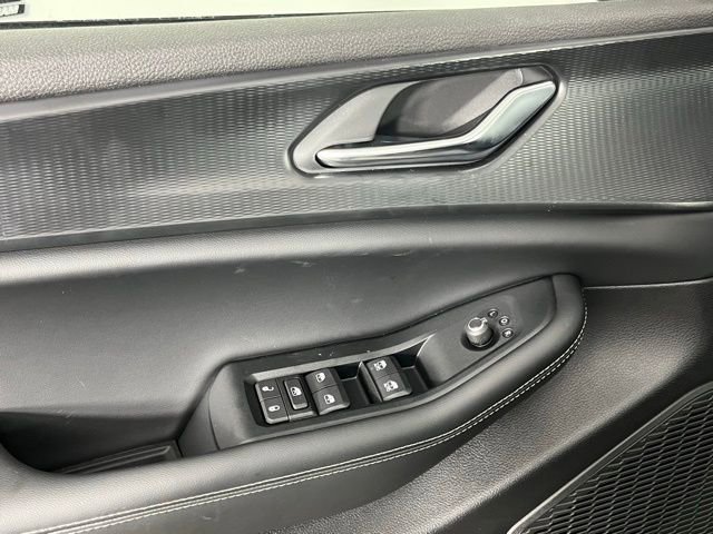 New 2025 Jeep Grand Cherokee Laredo X w/ Luxury Tech Group I image 21