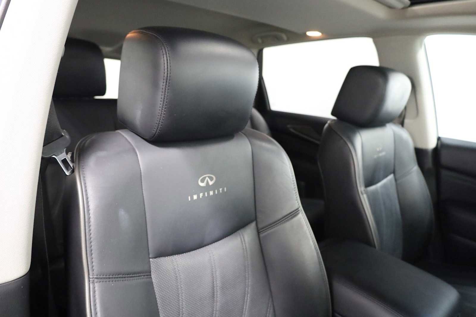 Used 2013 INFINITI JX35 AWD w/ Premium Pkg image 20