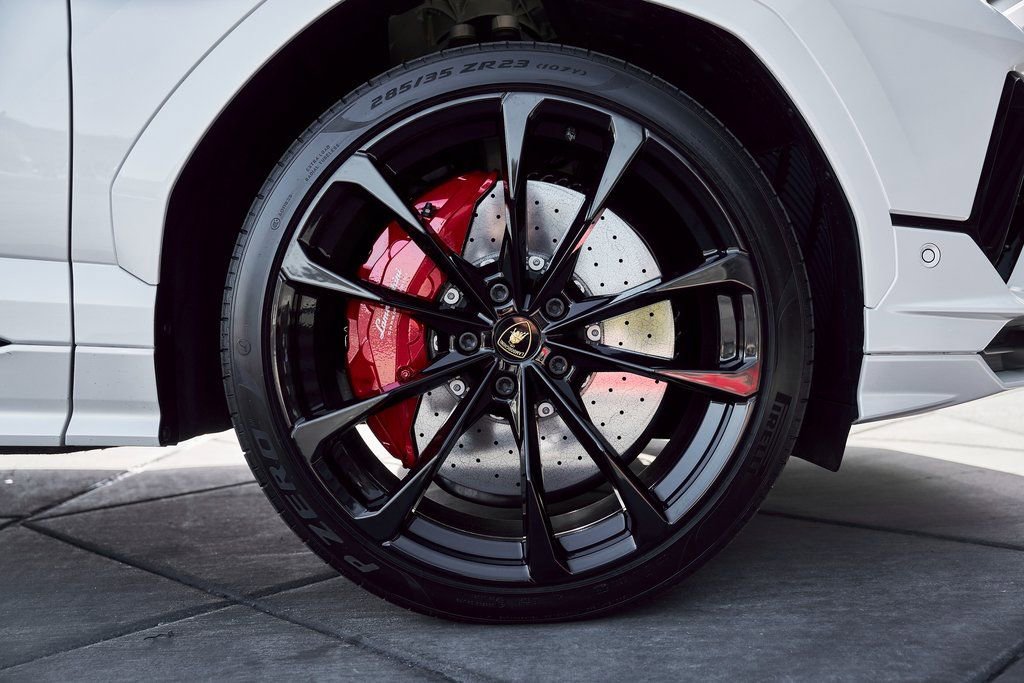 Used 2024 Lamborghini Urus S image 21