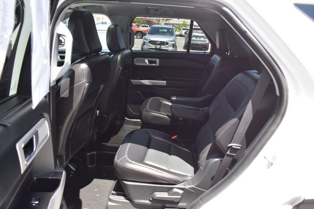 Used 2023 Ford Explorer Limited w/ Class IV Trailer Tow Package AWD/4WD image 41