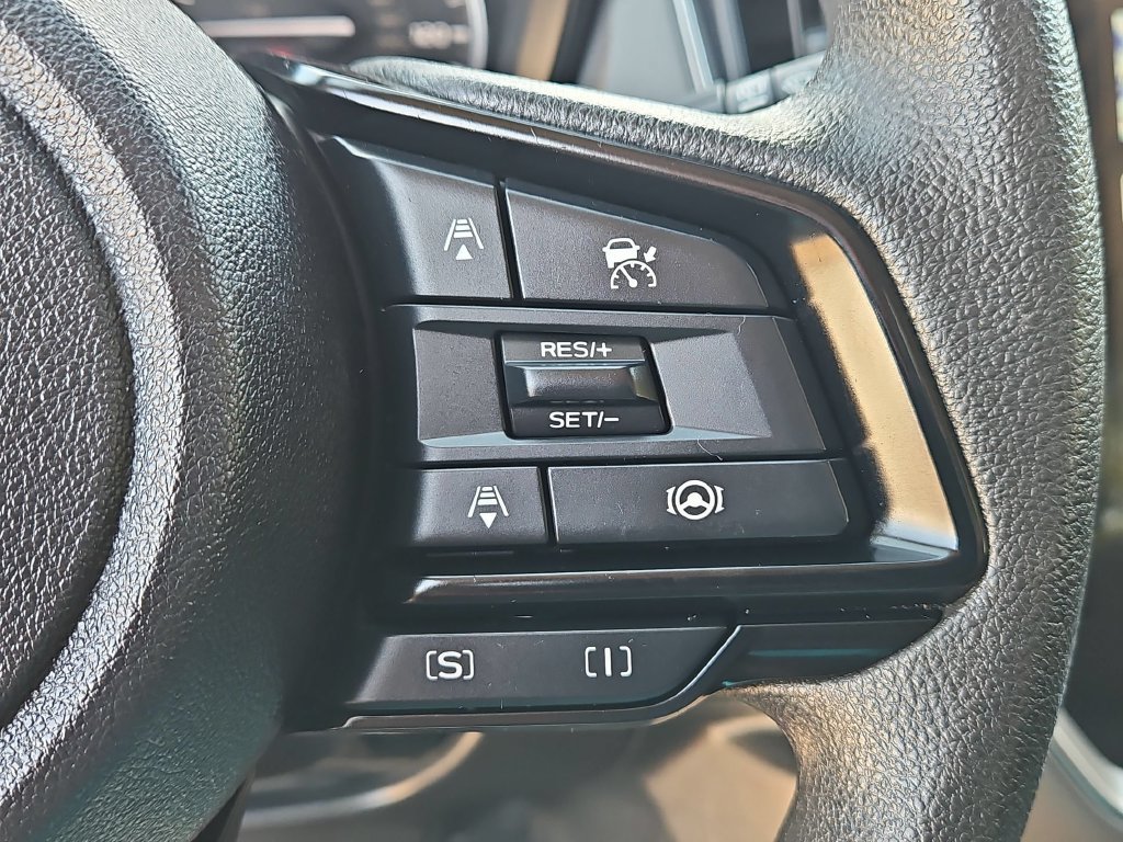 Used 2025 Subaru Crosstrek 2.5i Premium AWD/4WD image 22