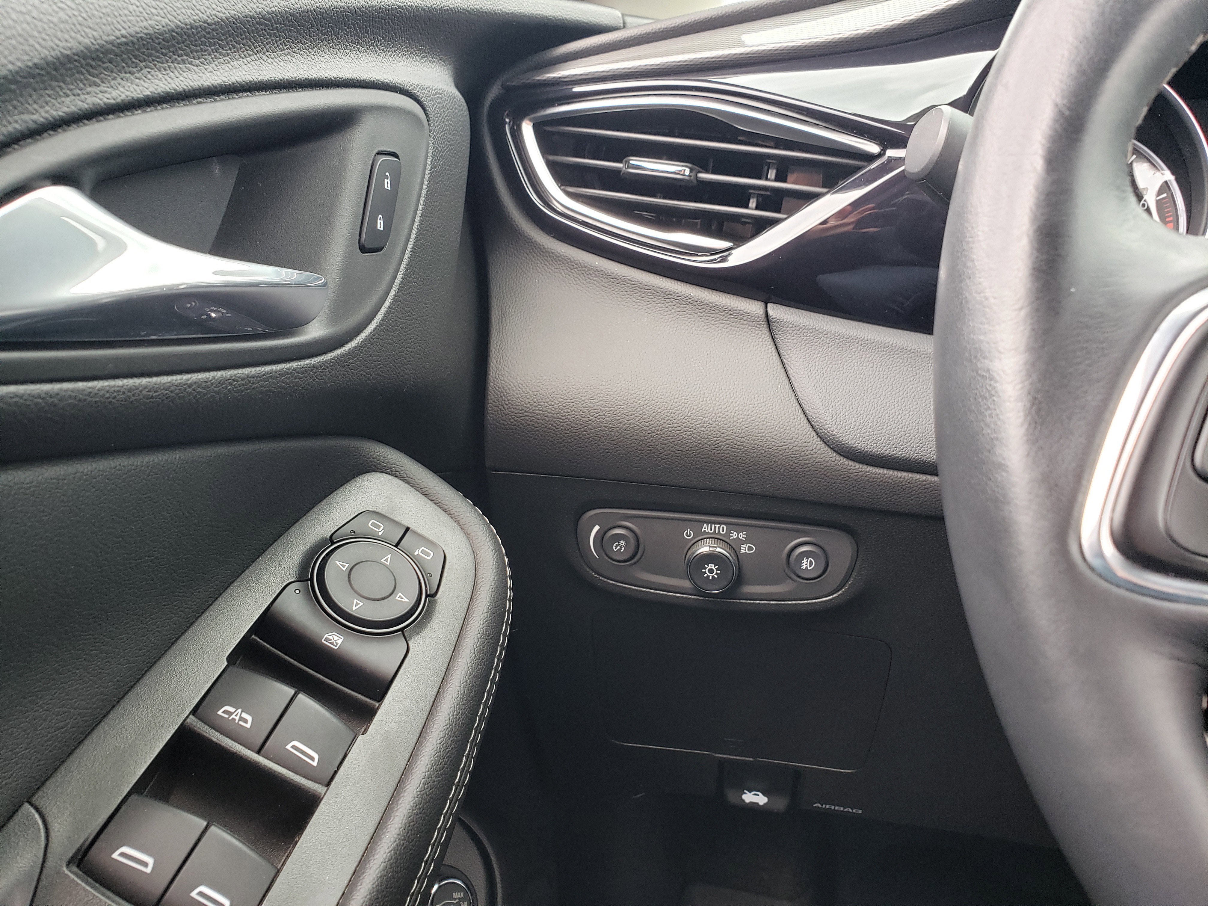 Used 2022 Buick Encore GX Select w/ Sport Touring Package image 14