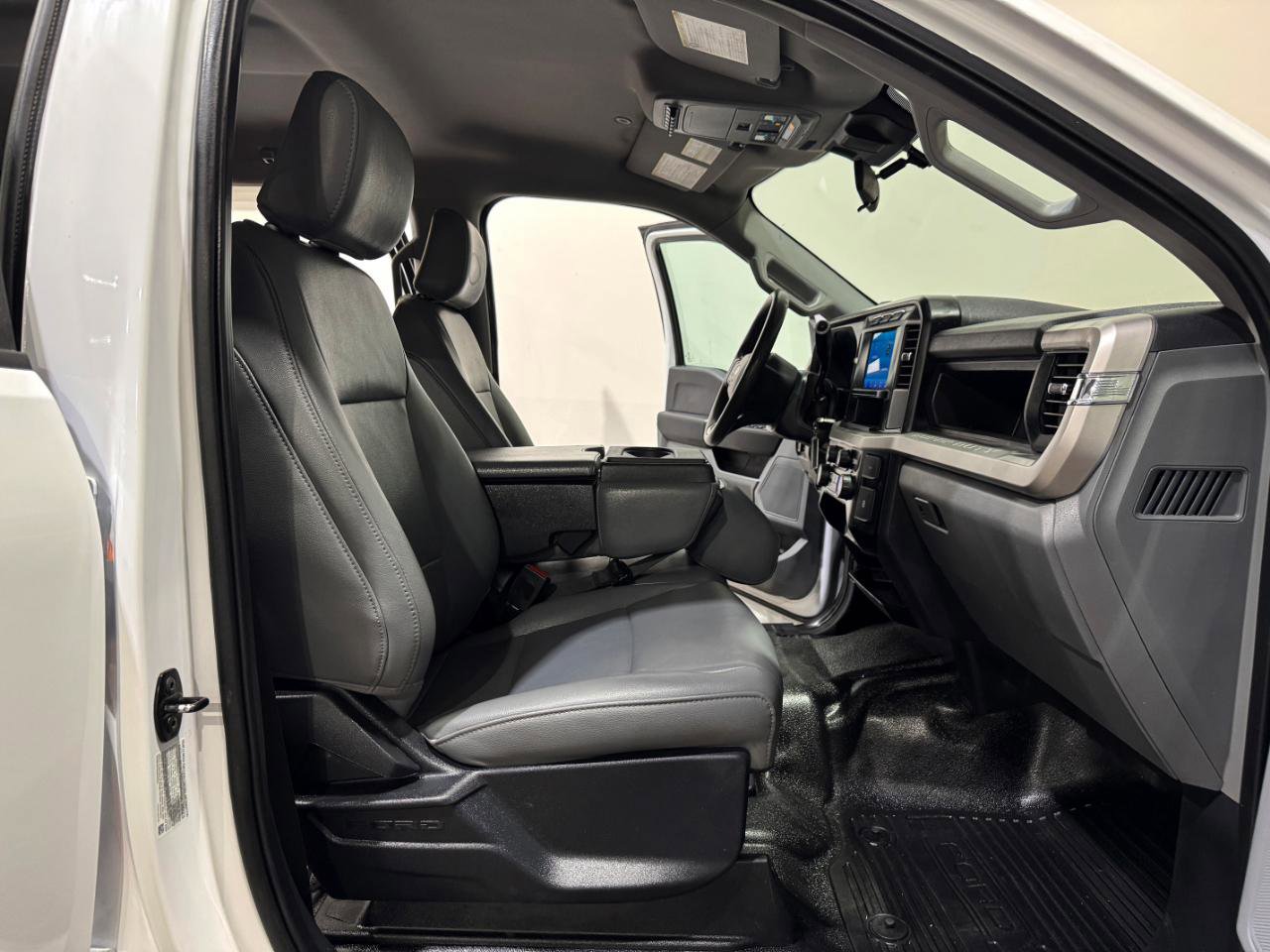 Used 2023 Ford F450 XL AWD/4WD image 13