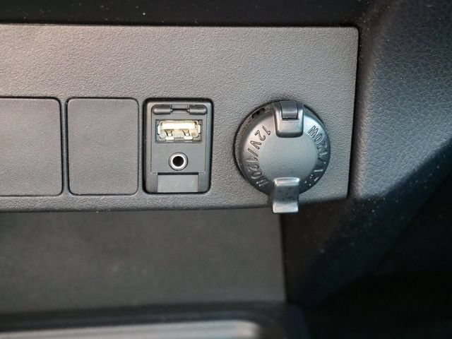 Used 2015 Toyota RAV4 Limited AWD/4WD image 23