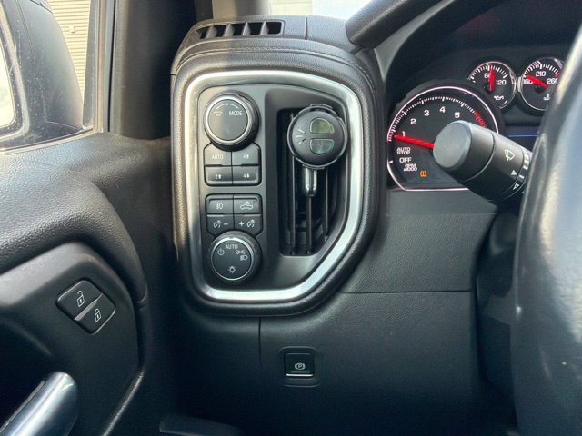 Used 2020 Chevrolet Silverado 1500 RST AWD/4WD image 17