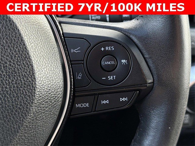 Used 2021 Toyota RAV4 XLE Premium image 24
