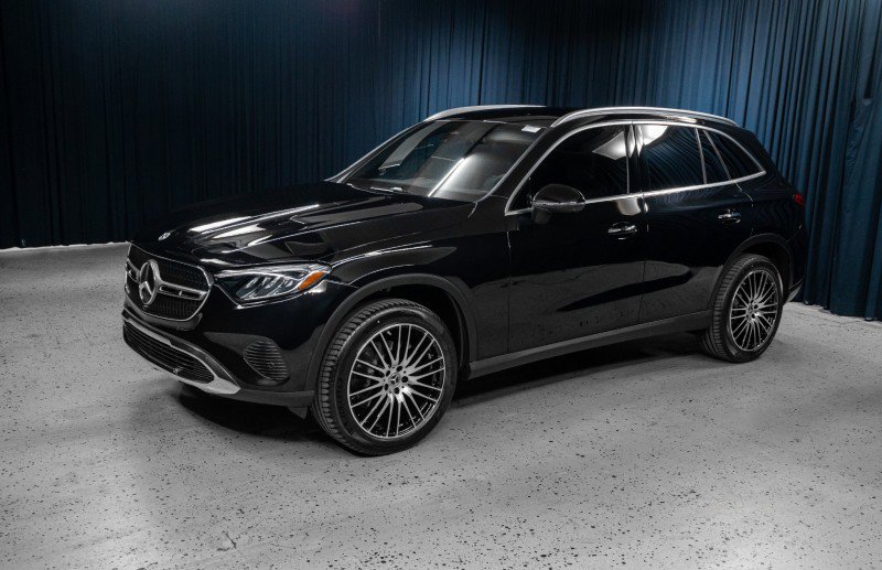 New 2026 Mercedes-Benz GLC 300 image 1