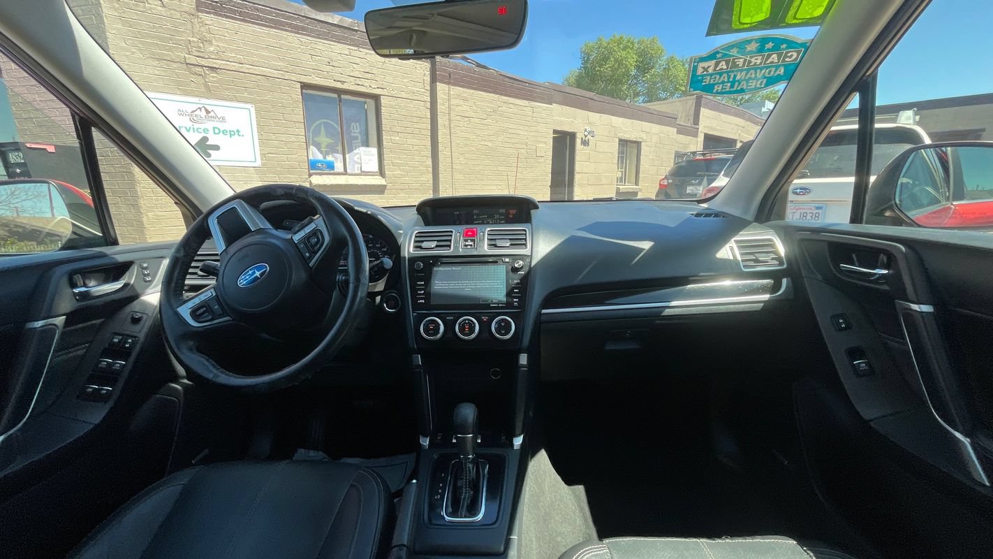 Used 2017 Subaru Forester 2.5i Touring AWD/4WD image 17