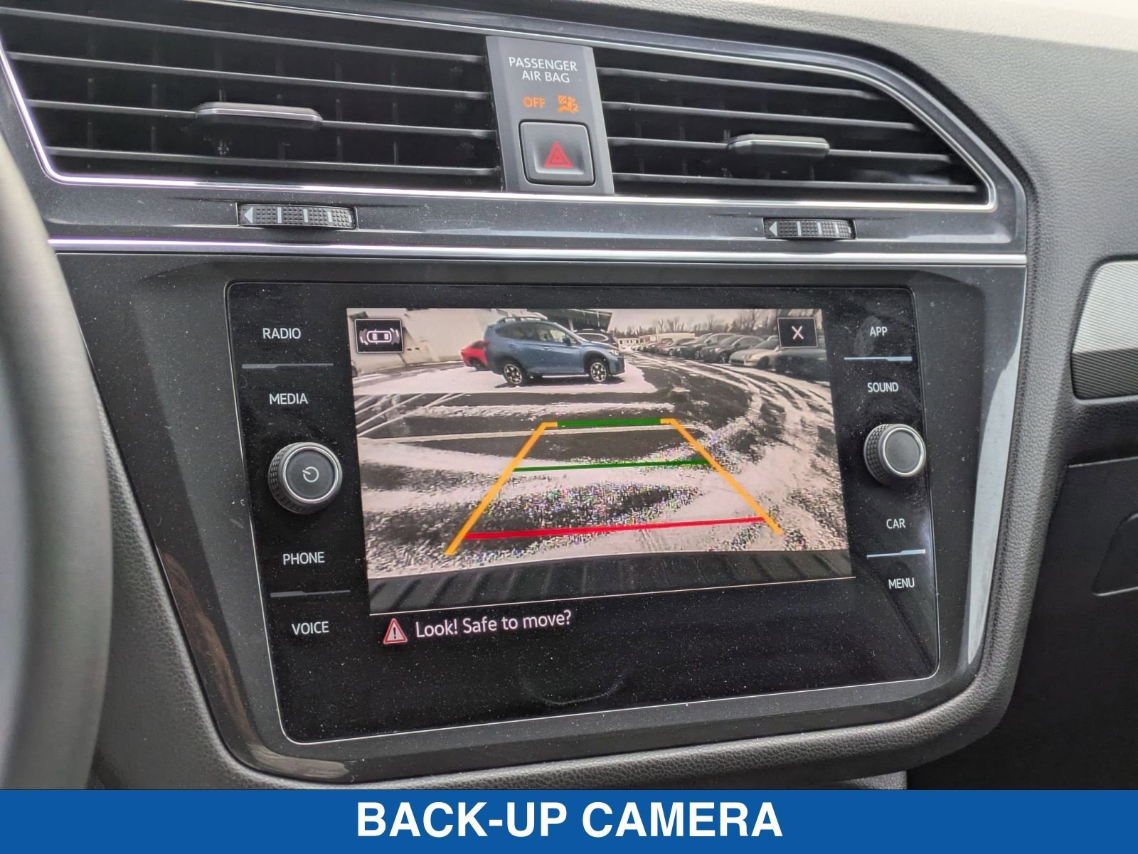 Used 2023 Volkswagen Tiguan SE R-Line image 22