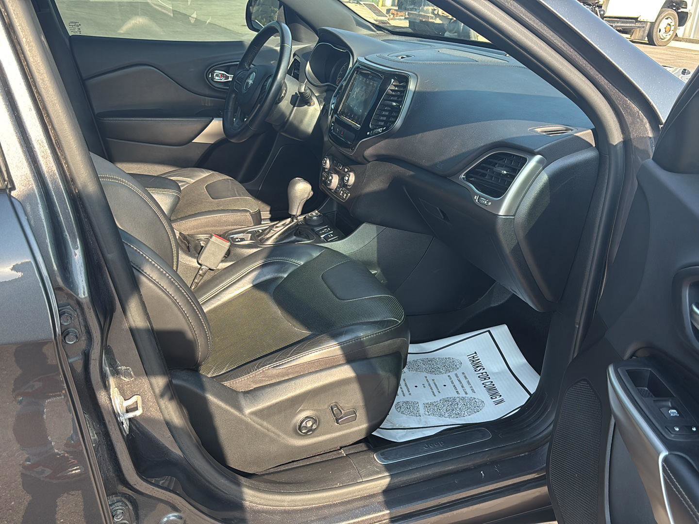 Used 2019 Jeep Cherokee High Altitude image 23