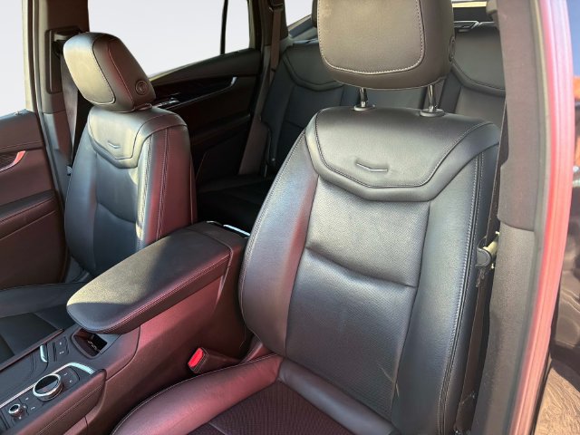 Used 2023 Cadillac XT6 Premium Luxury AWD/4WD image 26