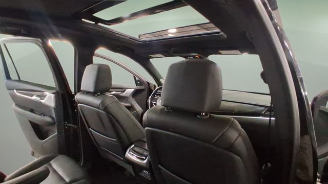 Used 2024 Cadillac XT6 Sport w/ LPO, Onyx Lite Package AWD/4WD image 16