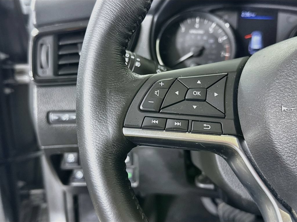 Used 2018 Nissan Rogue SL w/ Premium Package AWD/4WD image 21