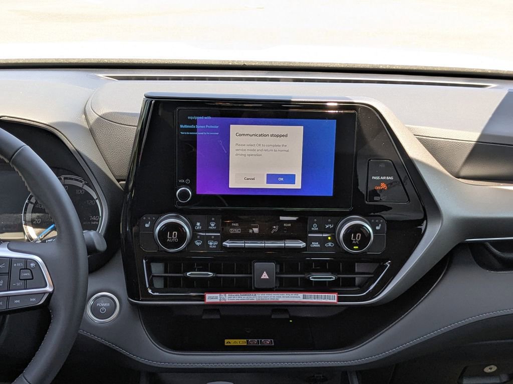 New 2026 Toyota Highlander XLE image 17