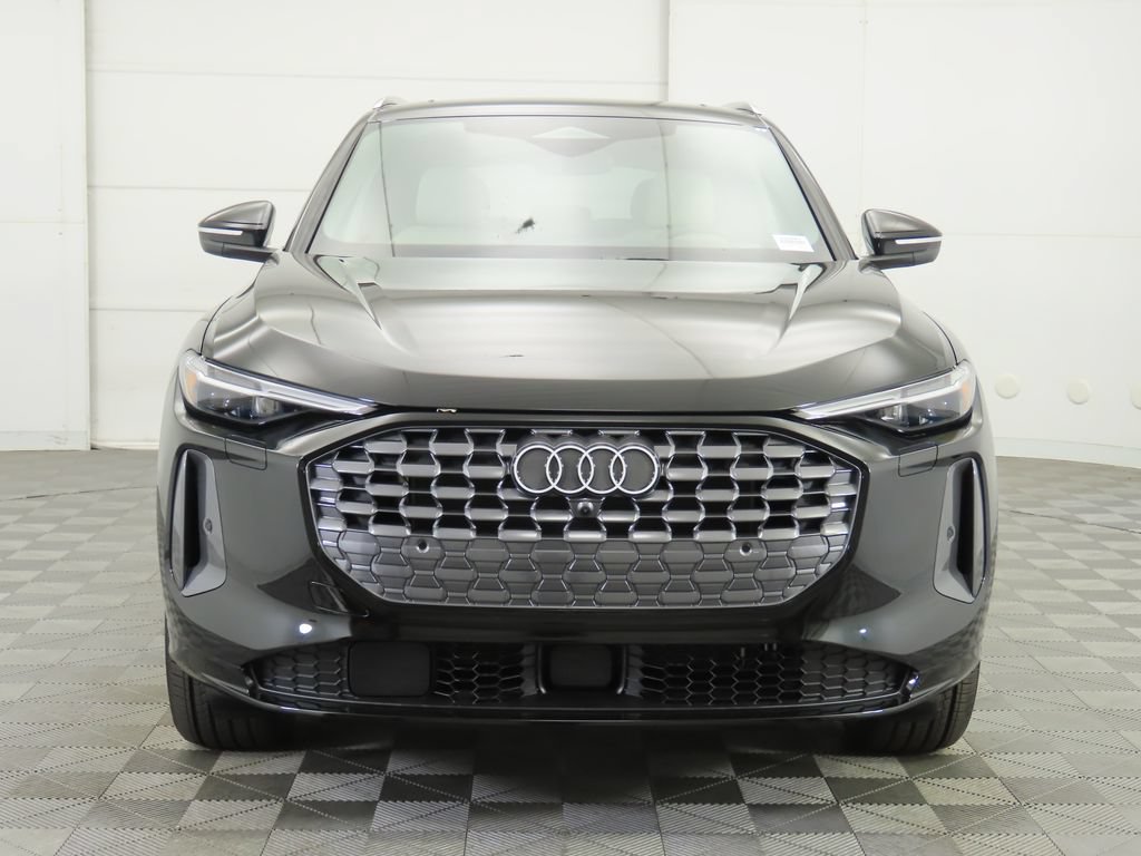 Used 2025 Audi Q5 Premium Plus w/ Premium Plus AWD/4WD image 3