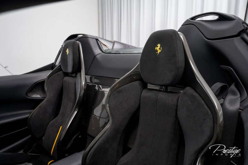 Used 2025 Ferrari SF90 Spider image 37