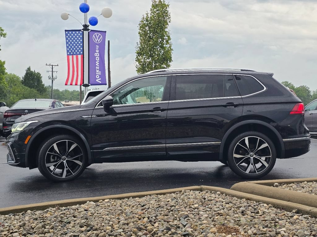 Used 2024 Volkswagen Tiguan SEL R-Line AWD/4WD image 23