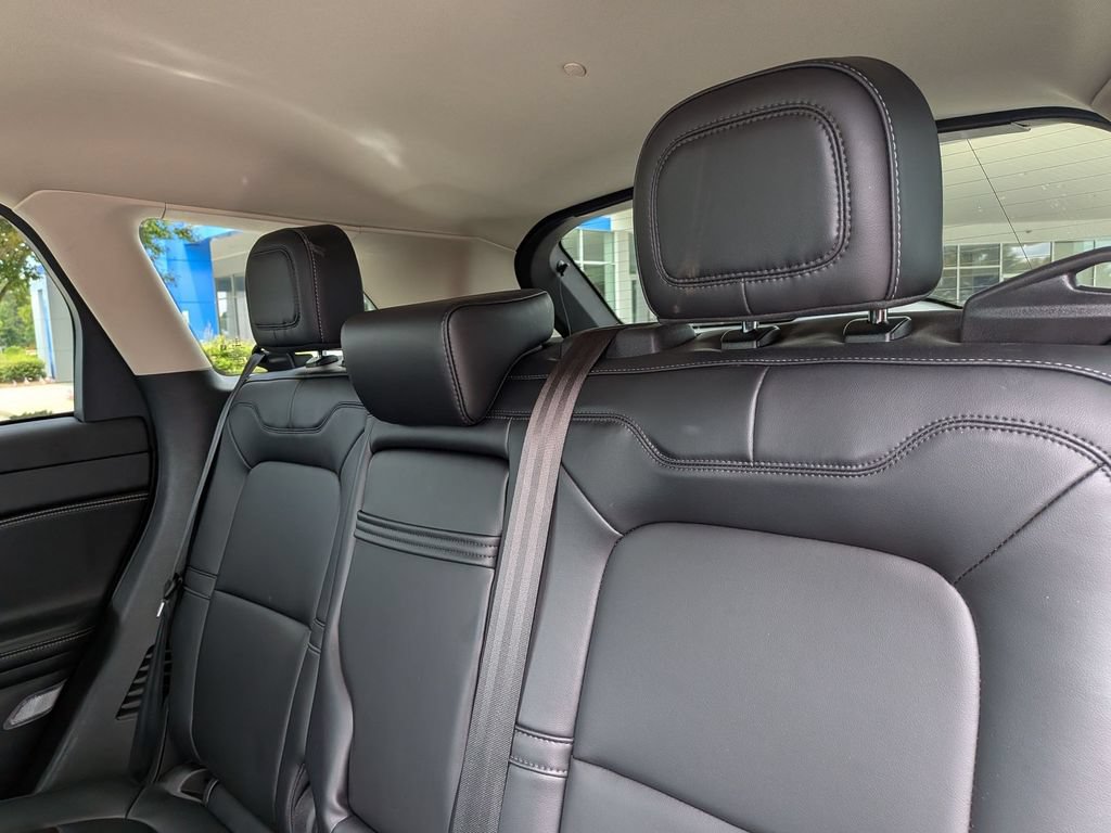Used 2023 Lincoln Corsair AWD w/ Towing Package image 28