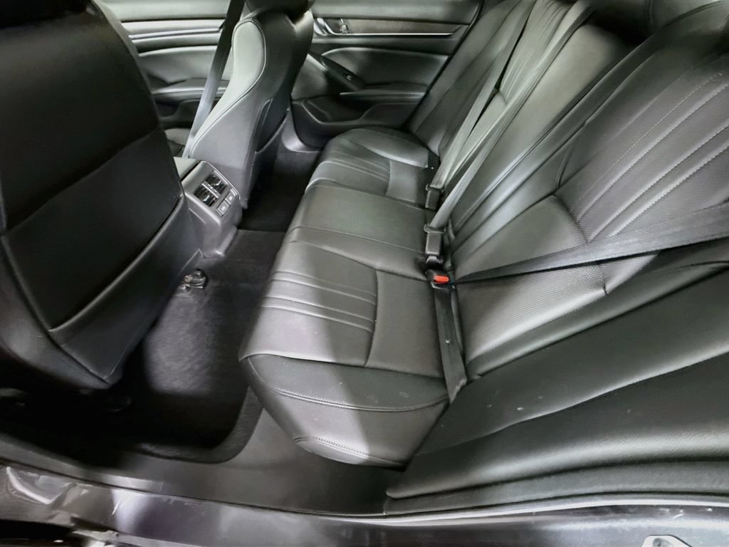 Used 2021 Honda Accord EX-L image 27