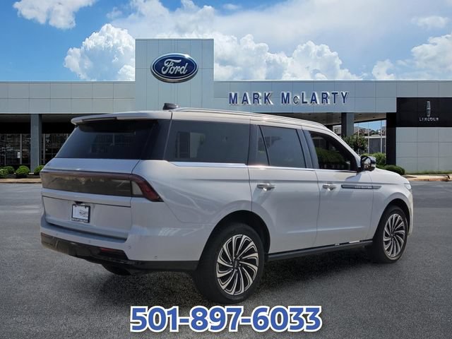 Certified 2025 Lincoln Navigator Black Label AWD/4WD image 5