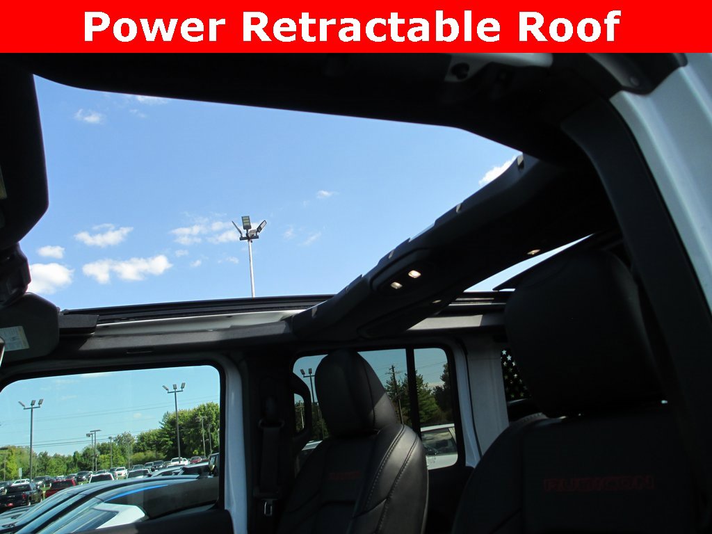 Used 2024 Jeep Wrangler Unlimited Rubicon w/ Technology Group image 14