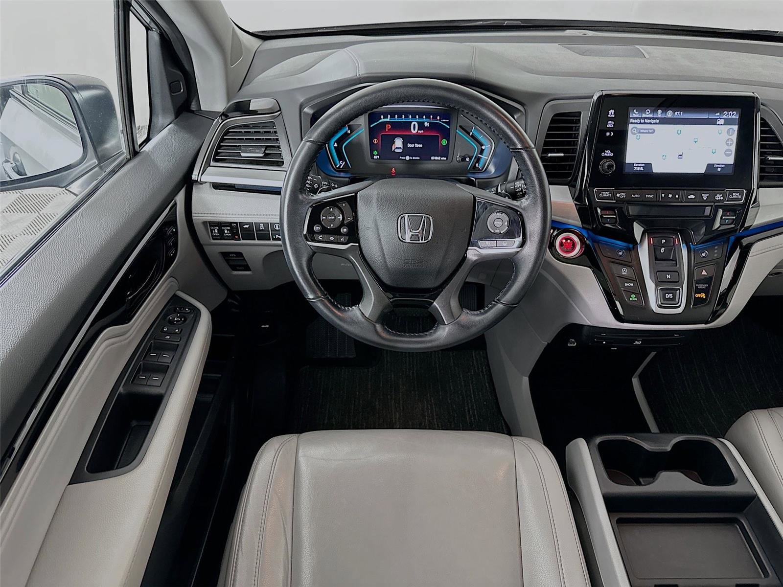 Certified 2022 Honda Odyssey Touring image 2