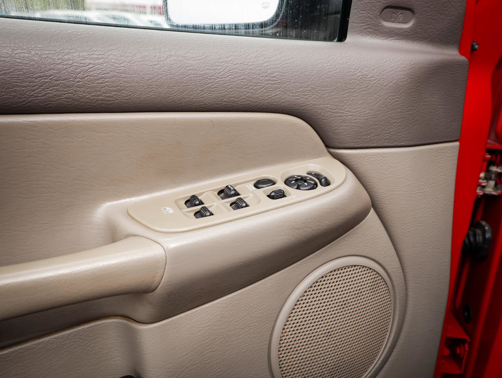 Used 2003 Dodge Ram 2500 Truck ST image 16