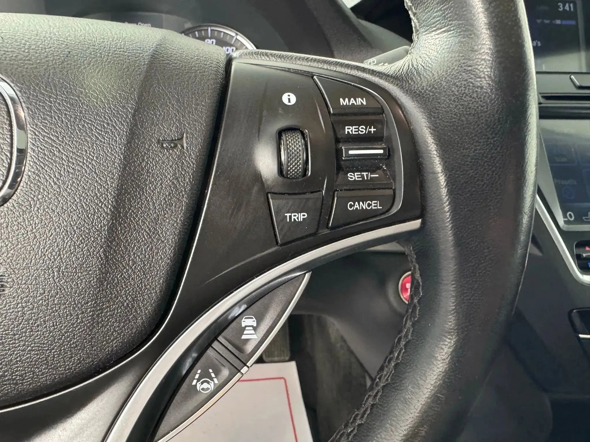 Used 2017 Acura MDX SH-AWD w/ Technology Package image 17