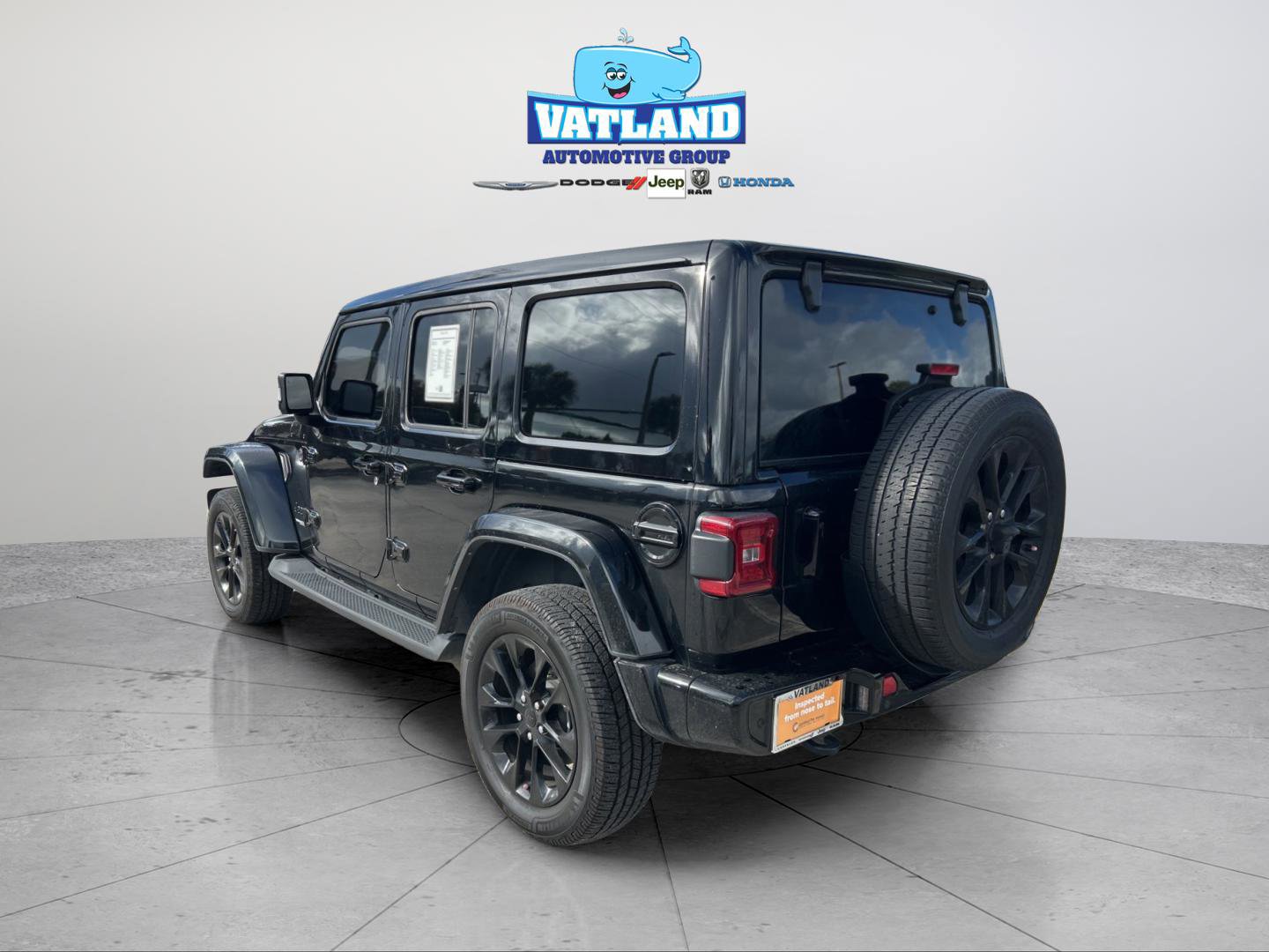 Certified 2022 Jeep Wrangler Unlimited Sahara image 3