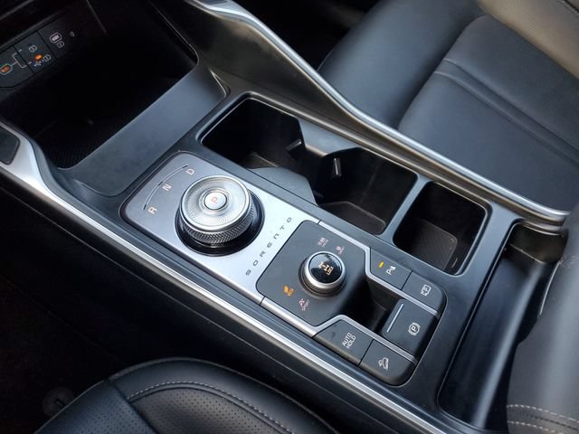 Used 2025 Kia Sorento EX AWD/4WD image 36