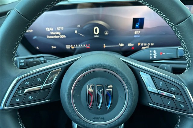 New 2025 Buick Envision Preferred image 21
