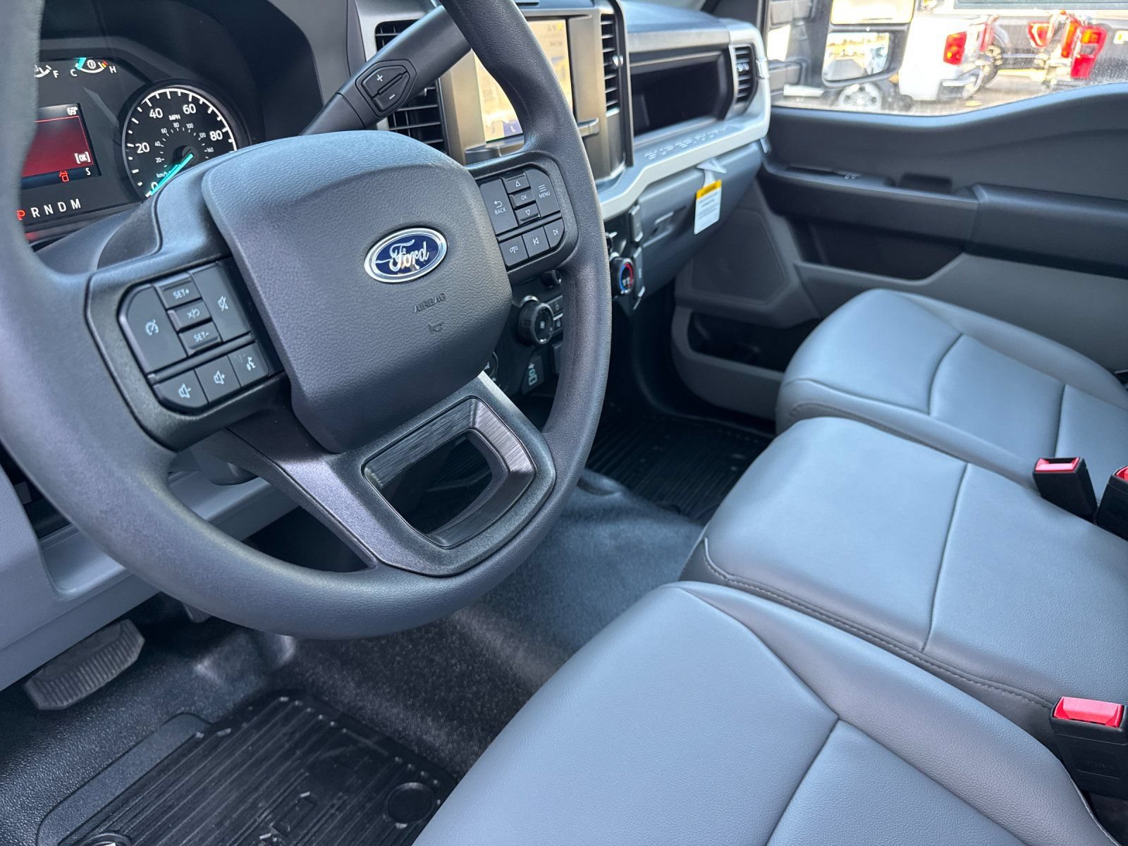 New 2026 Ford F350 XL w/ XL Off-Road Package AWD/4WD image 10