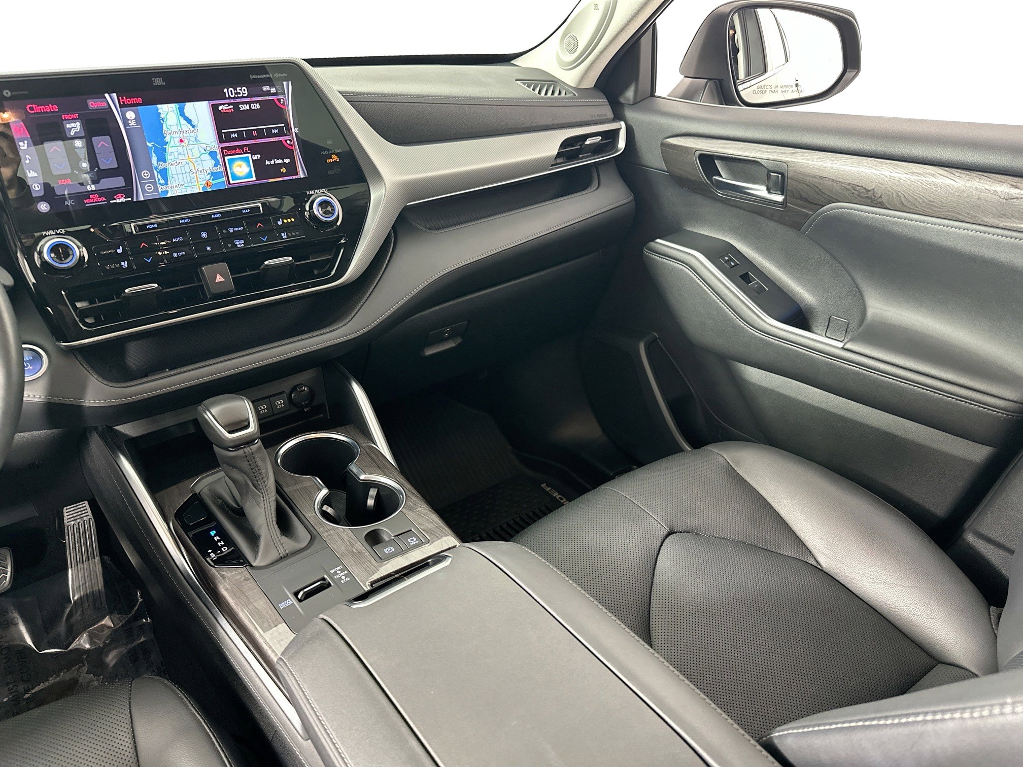 Used 2020 Toyota Highlander Limited Platinum image 25