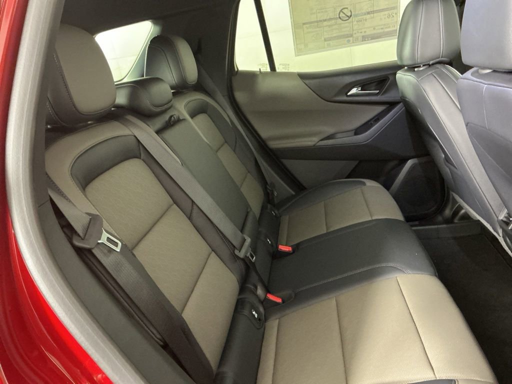 New 2026 Chevrolet Equinox LT w/ Convenience Package II AWD/4WD image 11