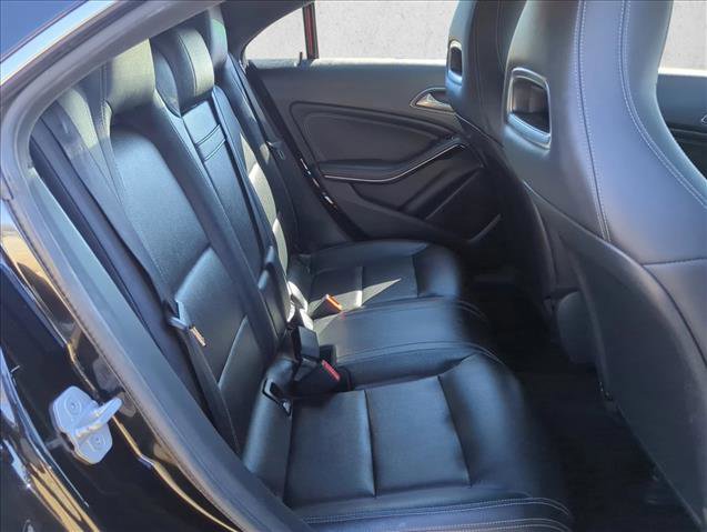 Used 2018 Mercedes-Benz CLA 250 image 19