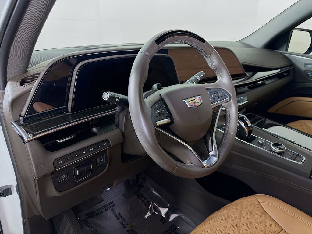 Certified 2023 Cadillac Escalade Sport w/ LPO, ONYX Package image 10