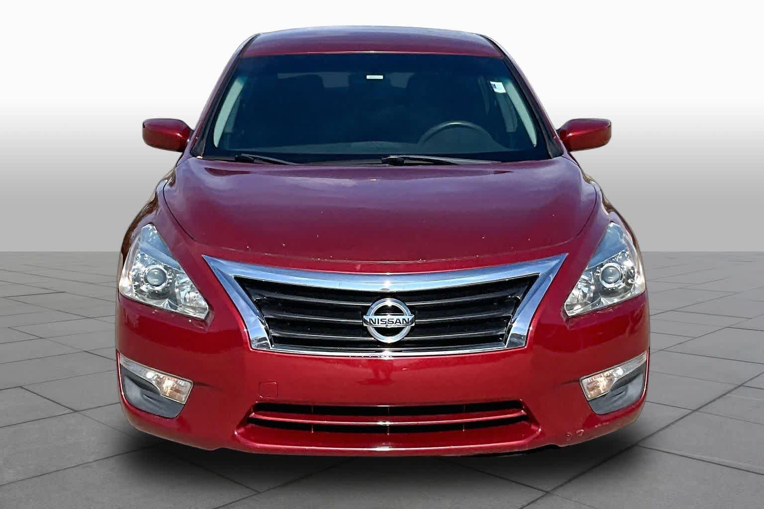 Used 2013 Nissan Altima 2.5 S FWD image 4