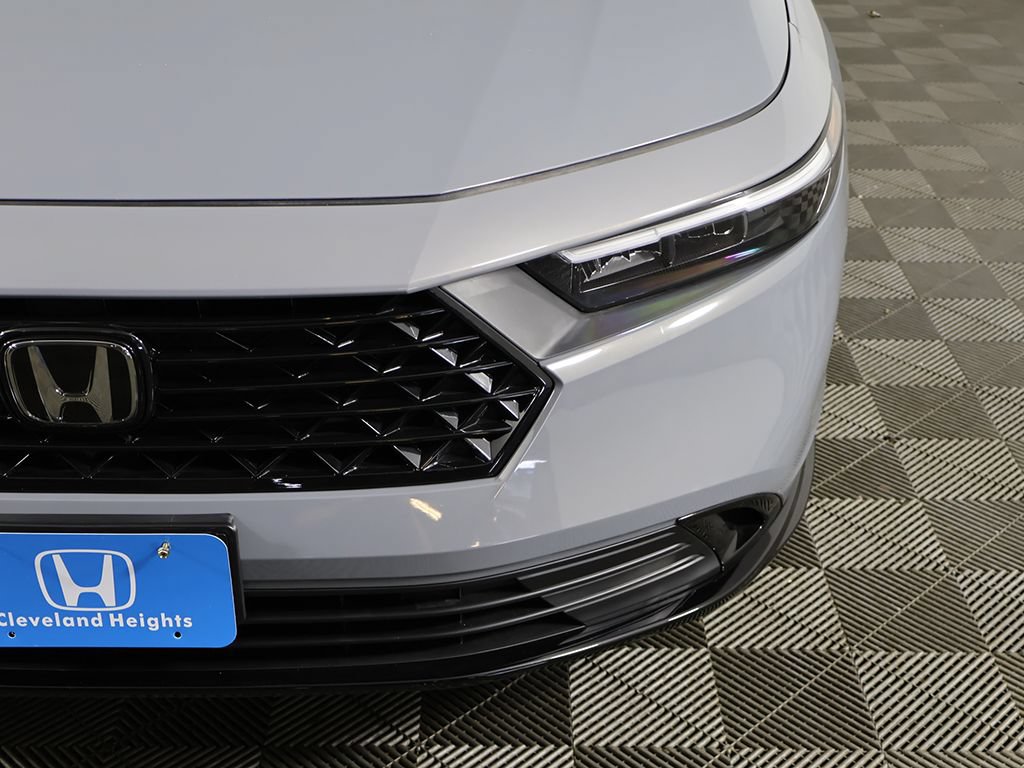 Used 2023 Honda Accord Sport image 14