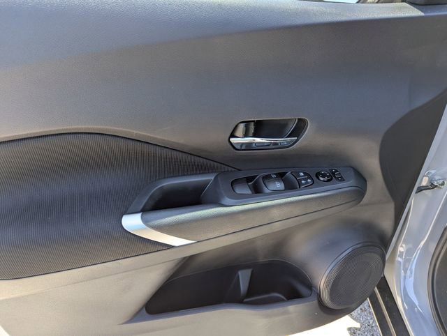 Certified 2022 Nissan Kicks SV FWD image 17