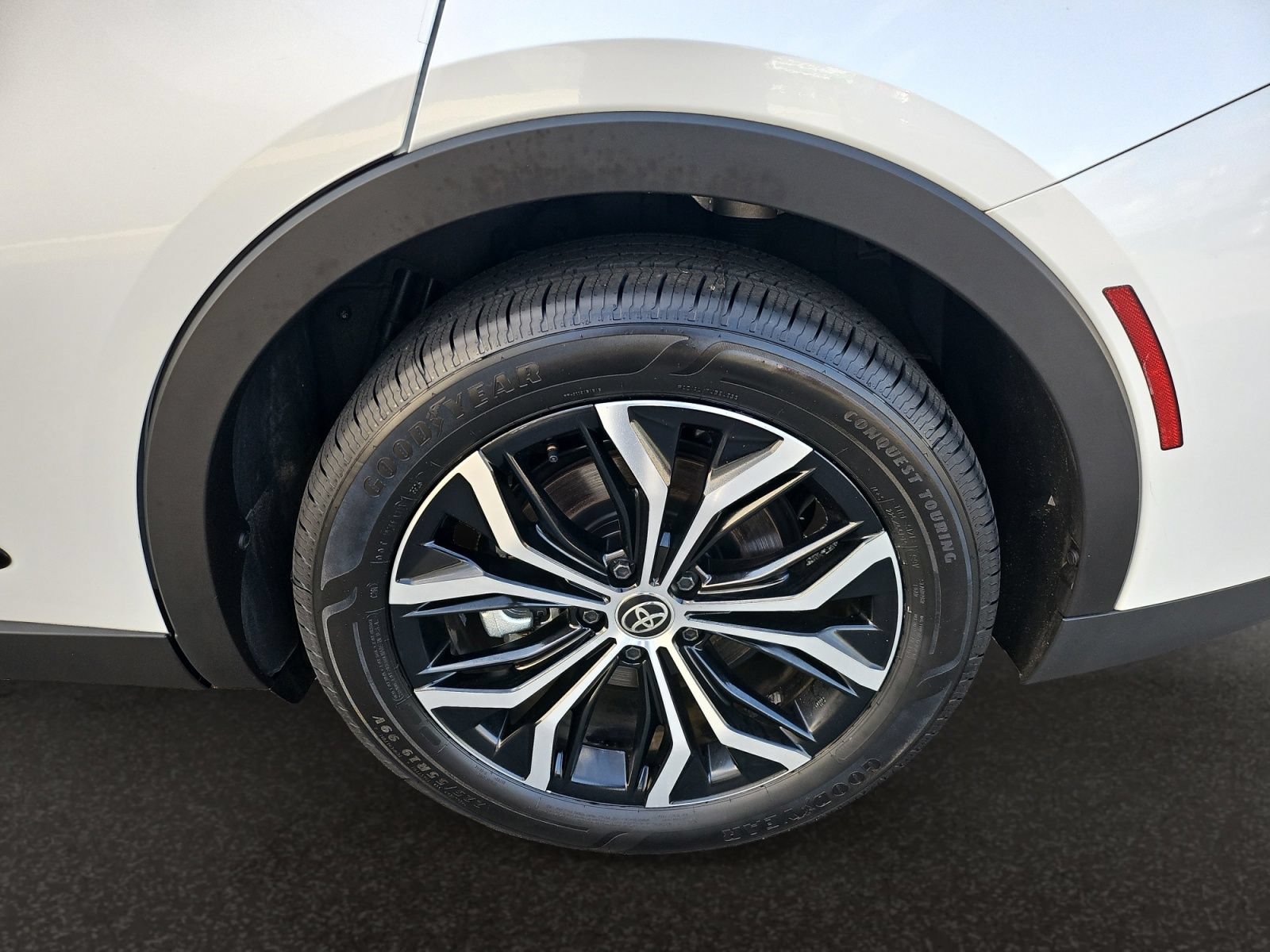 Used 2023 Toyota Crown AWD/4WD image 46