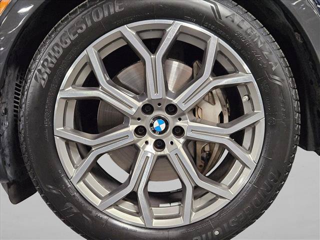 Used 2024 BMW X7 xDrive40i AWD/4WD image 22
