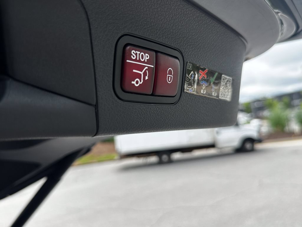 Certified 2025 Mercedes-Benz GLS 580 4MATIC image 22