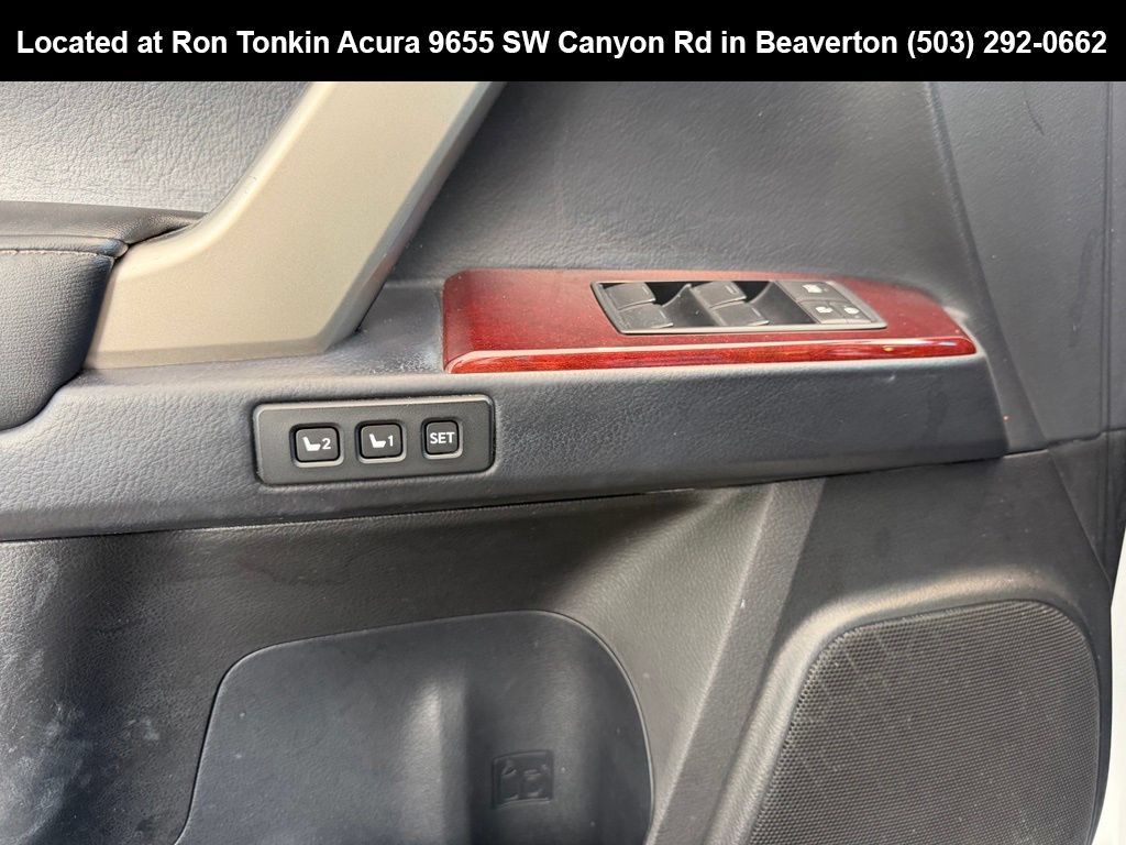 Used 2016 Lexus GX 460 w/ Premium Package AWD/4WD image 13
