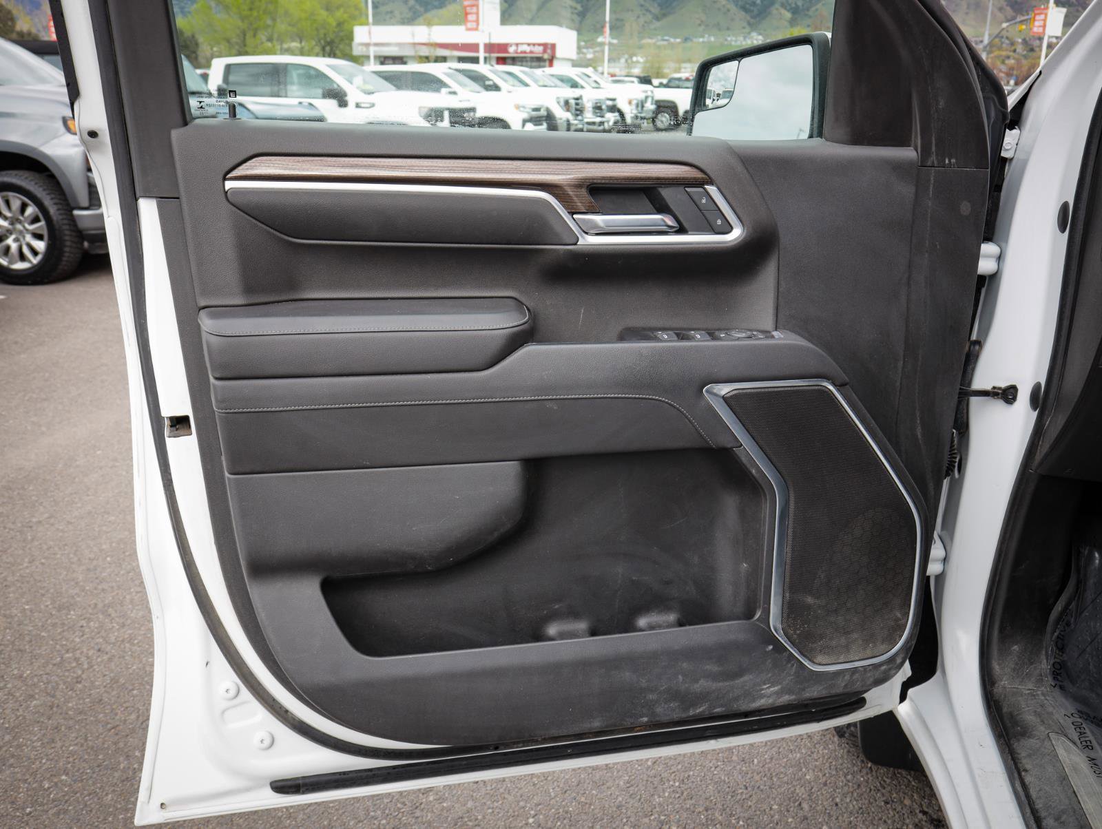 Used 2022 Chevrolet Silverado 1500 LT w/ Protection Package image 15