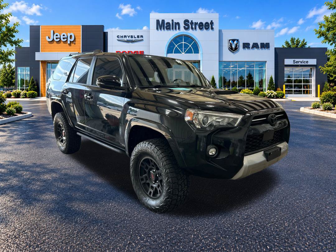 Used 2023 Toyota 4Runner TRD Off-Road Premium w/ Moonroof Package AWD/4WD image 7