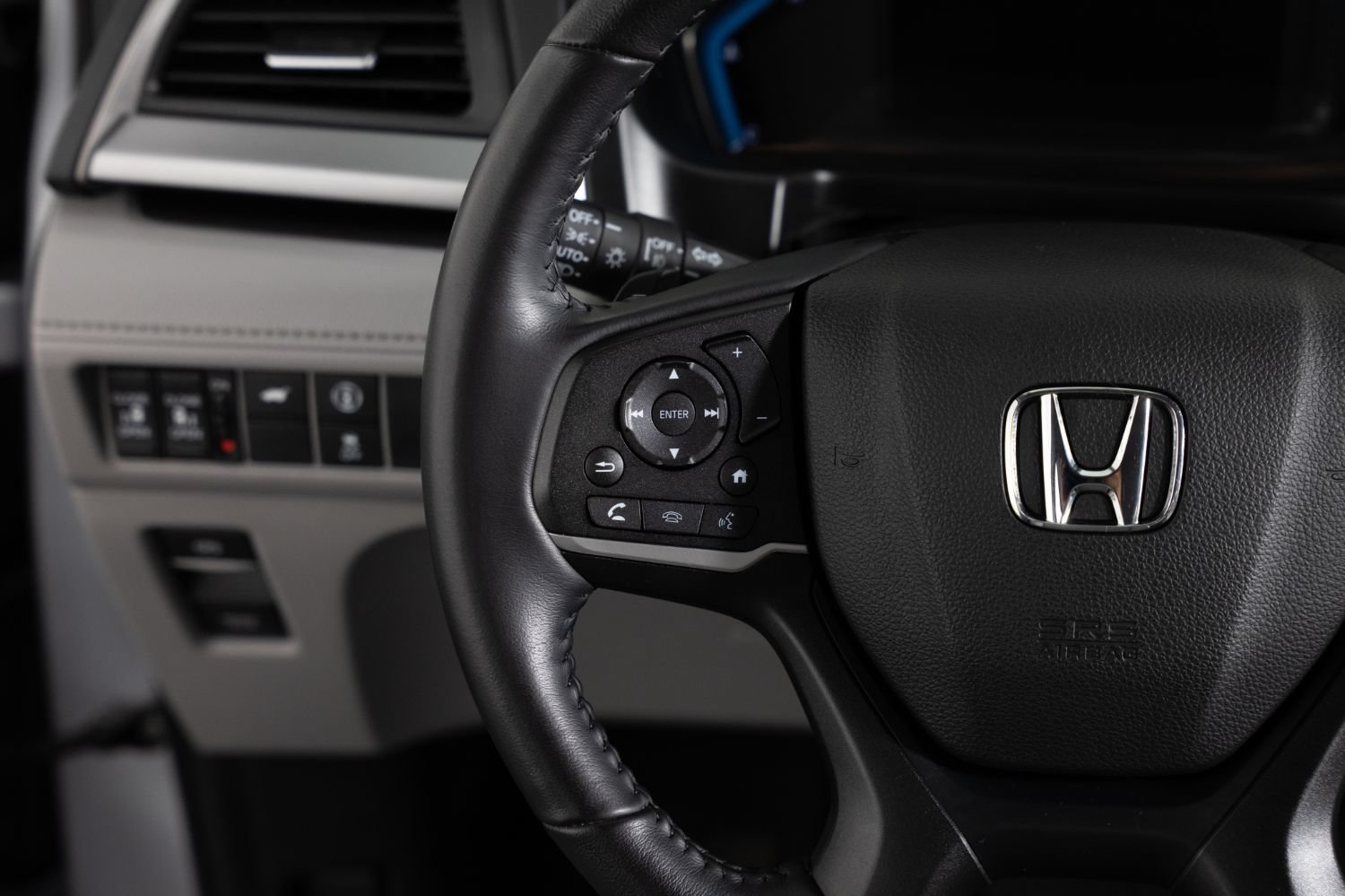 Used 2024 Honda Odyssey EX-L image 34